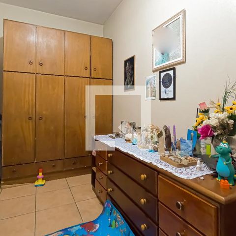 Casa à venda com 180m², 4 quartos e 2 vagas Casa à venda com 180m², 4 quartos e 2 vagasQuarto 2