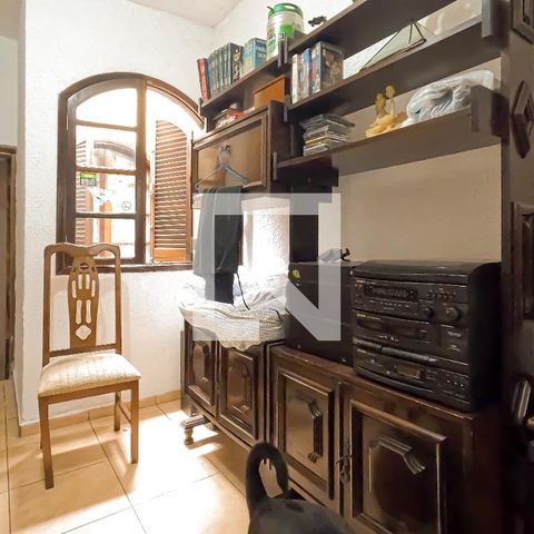 Casa à venda com 180m², 4 quartos e 2 vagas Casa à venda com 180m², 4 quartos e 2 vagasQuarto 3