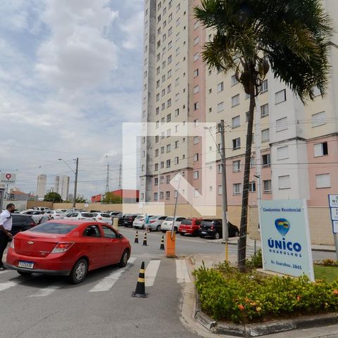 Apartamento para alugar com 49m², 2 quartos e 1 vagaFachada do Condomínio