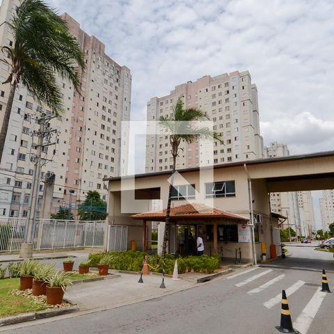 Apartamento para alugar com 49m², 2 quartos e 1 vagaFachada do Condomínio