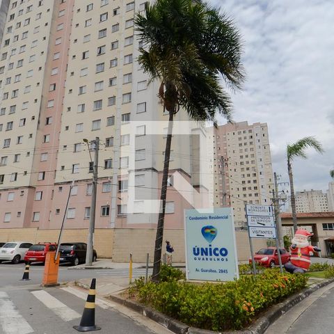 Apartamento para alugar com 49m², 2 quartos e 1 vagaFachada do Condomínio