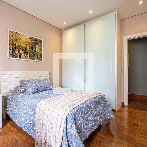 Apartamento à venda com 264m², 4 quartos e 5 vagasSuíte 2