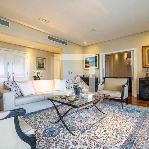 Apartamento à venda com 264m², 4 quartos e 5 vagasSala 