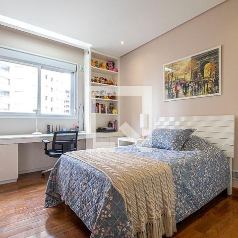 Apartamento à venda com 264m², 4 quartos e 5 vagasSuíte 2