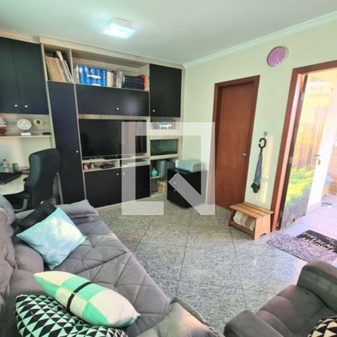 Apartamento à venda com 165m², 3 quartos e 4 vagasSala