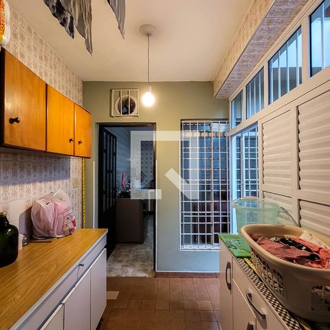 Casa para alugar com 174m², 4 quartos e 2 vagas Casa para alugar com 174m², 4 quartos e 2 vagasÁrea de Serviço