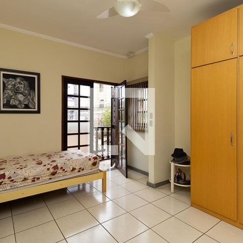 Casa à venda com 150m², 3 quartos e 2 vagasQuarto 2 - Suíte