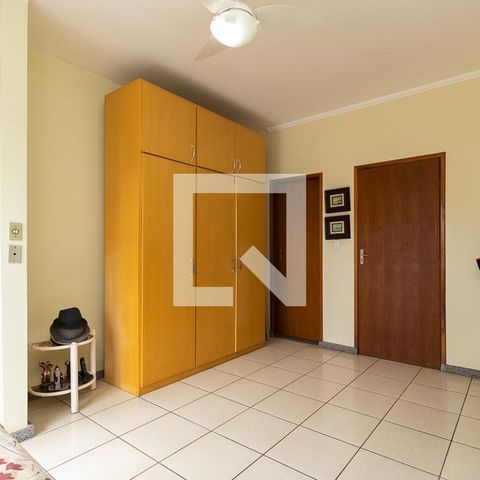 Casa à venda com 150m², 3 quartos e 2 vagasQuarto 2 - Suíte