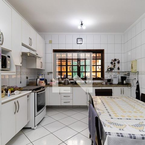 Casa à venda com 150m², 3 quartos e 2 vagasCozinha
