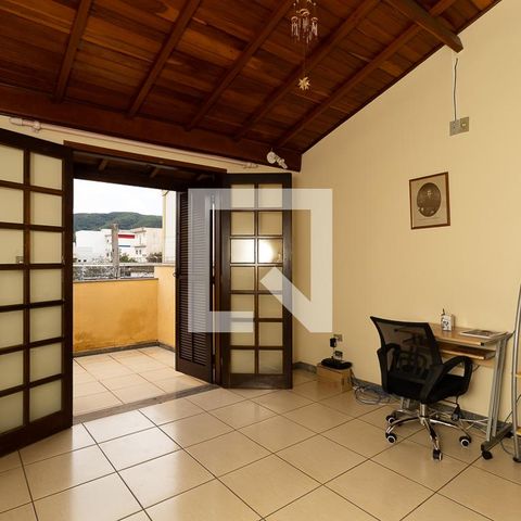 Casa à venda com 150m², 3 quartos e 2 vagasQuarto Suíte
