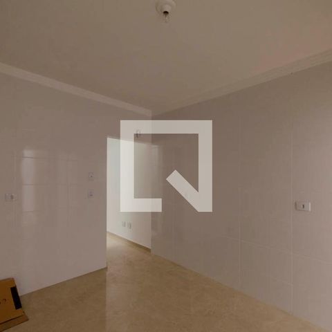Casa à venda com 100m², 3 quartos e 2 vagas Casa à venda com 100m², 3 quartos e 2 vagasCozinha