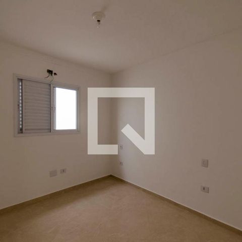 Casa à venda com 100m², 3 quartos e 2 vagas Casa à venda com 100m², 3 quartos e 2 vagasQuarto 1
