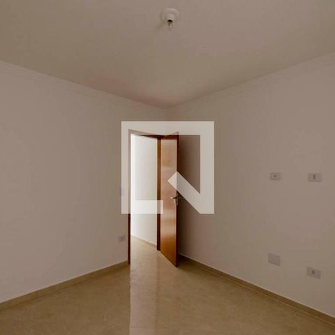 Casa à venda com 100m², 3 quartos e 2 vagas Casa à venda com 100m², 3 quartos e 2 vagasQuarto 1