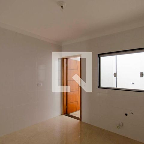 Casa à venda com 100m², 3 quartos e 2 vagas Casa à venda com 100m², 3 quartos e 2 vagasCozinha
