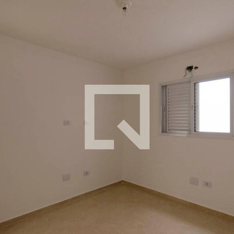 Casa à venda com 100m², 3 quartos e 2 vagas Casa à venda com 100m², 3 quartos e 2 vagasQuarto 1