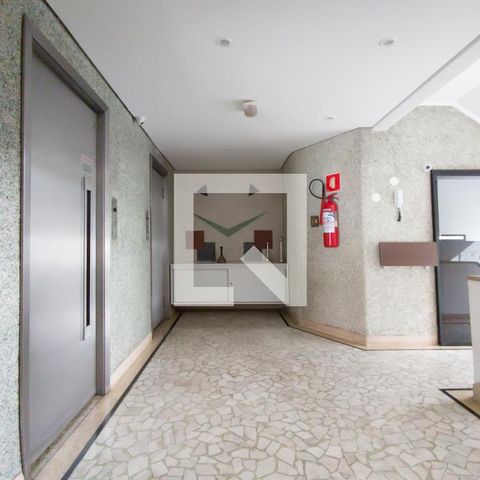Apartamento à venda com 74m², 2 quartos e sem vagaHall de entrada