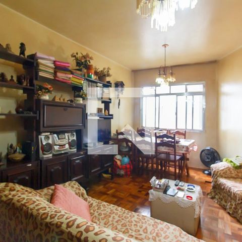 Apartamento à venda com 74m², 2 quartos e sem vagaSala