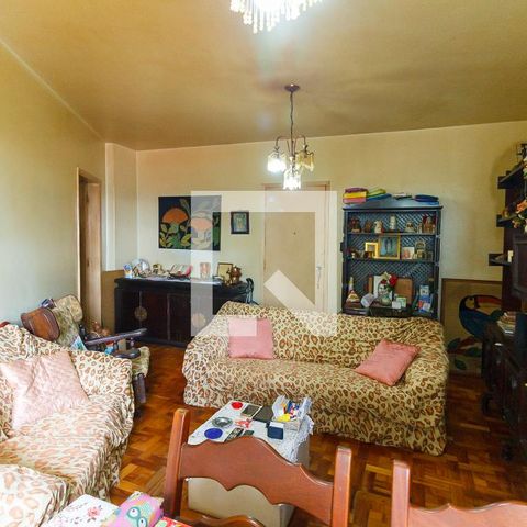 Apartamento à venda com 74m², 2 quartos e sem vagaSala