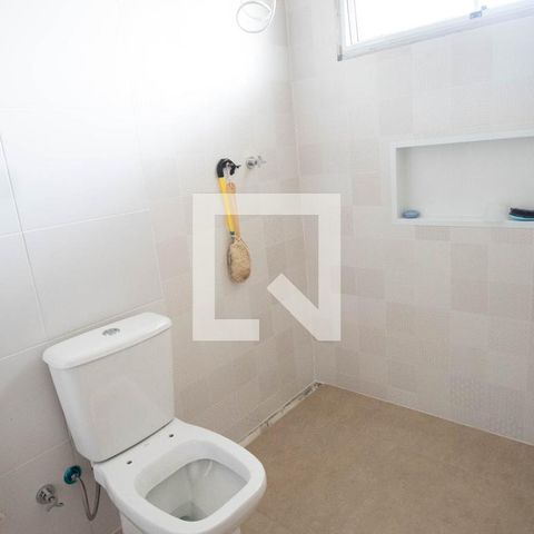 Casa de condomínio à venda com 405m², 3 quartos e 2 vagas Casa de condomínio à venda com 405m², 3 quartos e 2 vagasBanheiro suíte 3