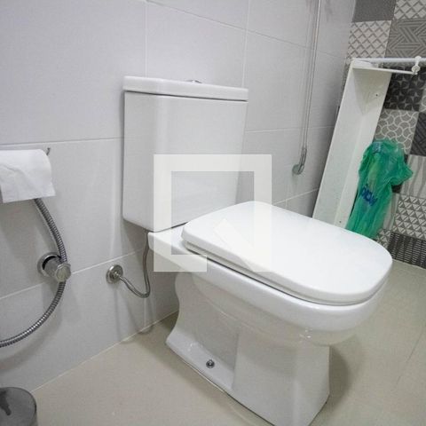 Casa de condomínio à venda com 405m², 3 quartos e 2 vagas Casa de condomínio à venda com 405m², 3 quartos e 2 vagasBanheiro 1