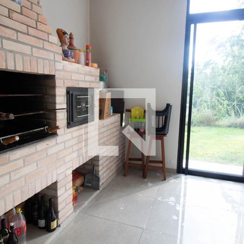 Casa de condomínio à venda com 405m², 3 quartos e 2 vagas Casa de condomínio à venda com 405m², 3 quartos e 2 vagasChurrasqueira