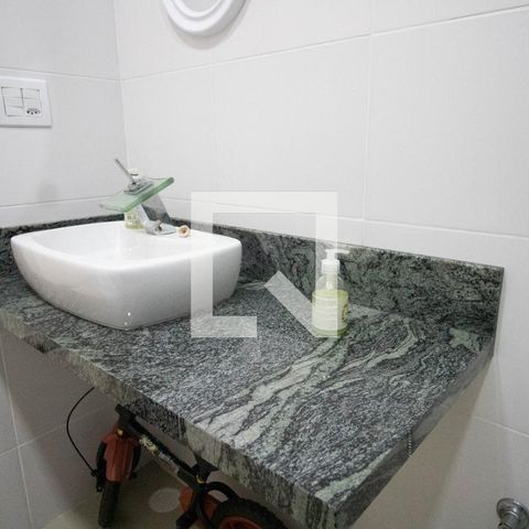 Casa de condomínio à venda com 405m², 3 quartos e 2 vagas Casa de condomínio à venda com 405m², 3 quartos e 2 vagasBanheiro 1