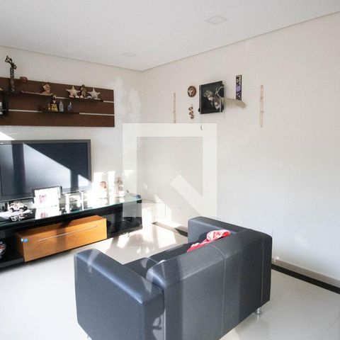 Casa de condomínio à venda com 405m², 3 quartos e 2 vagas Casa de condomínio à venda com 405m², 3 quartos e 2 vagasSala 1