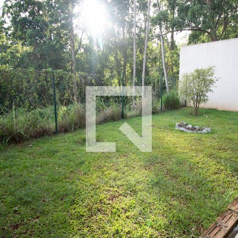 Casa de condomínio à venda com 405m², 3 quartos e 2 vagas Casa de condomínio à venda com 405m², 3 quartos e 2 vagasJardim