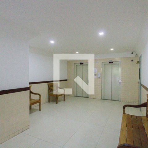 Apartamento à venda com 40m², 1 quarto e 1 vagaHall