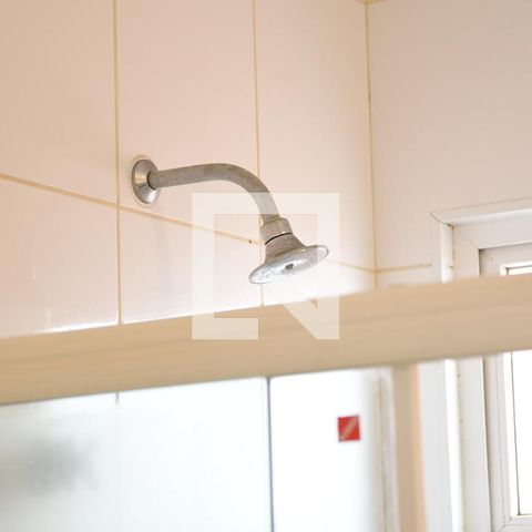 Casa de condomínio para alugar com 315m², 3 quartos e 6 vagasBanheiro da Suíte 3 