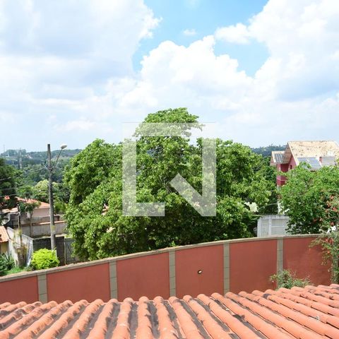 Casa de condomínio para alugar com 315m², 3 quartos e 6 vagasVista da Suíte 2 