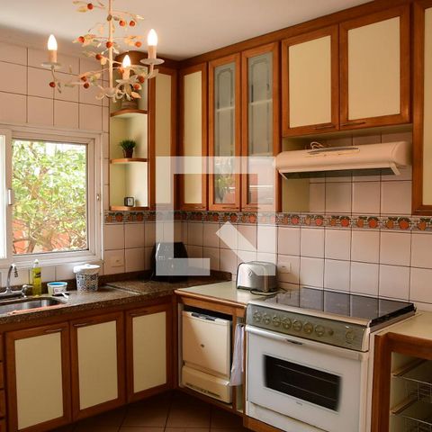 Casa de condomínio para alugar com 315m², 3 quartos e 6 vagasCozinha