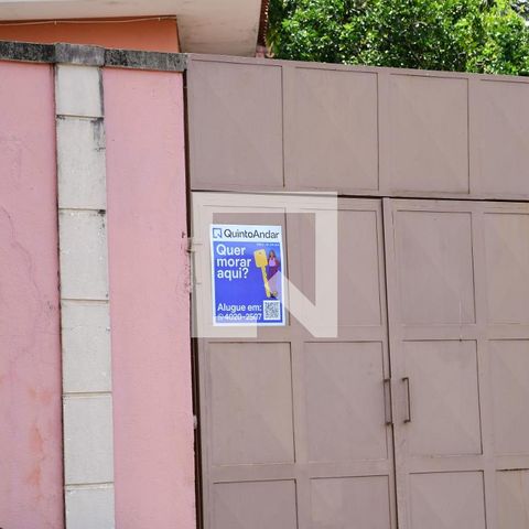 Casa de condomínio para alugar com 315m², 3 quartos e 6 vagasPlaca Quinto Andar