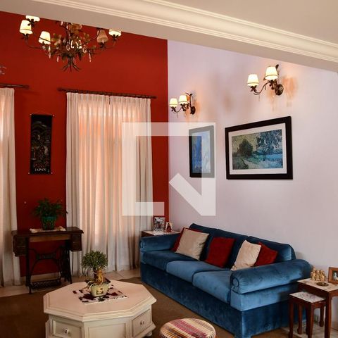 Casa de condomínio para alugar com 315m², 3 quartos e 6 vagasSala