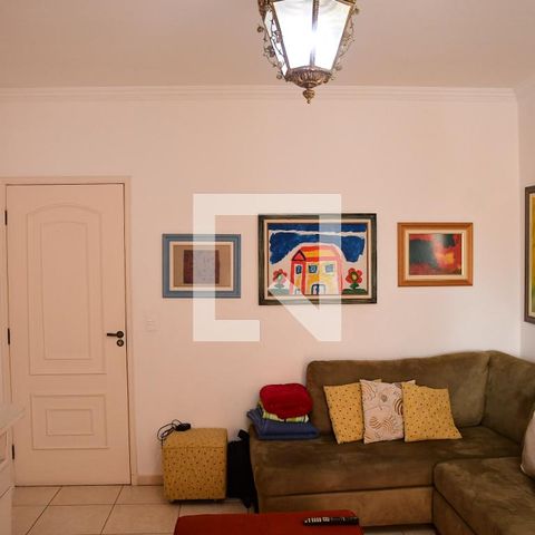 Casa de condomínio para alugar com 315m², 3 quartos e 6 vagasSala