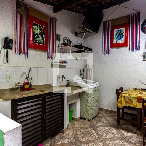 Casa à venda com 212m², 3 quartos e 2 vagas Casa à venda com 212m², 3 quartos e 2 vagasÁrea de Serviço e Espaço do Churrasco