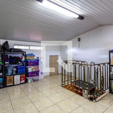 Casa à venda com 212m², 3 quartos e 2 vagas Casa à venda com 212m², 3 quartos e 2 vagasSótão