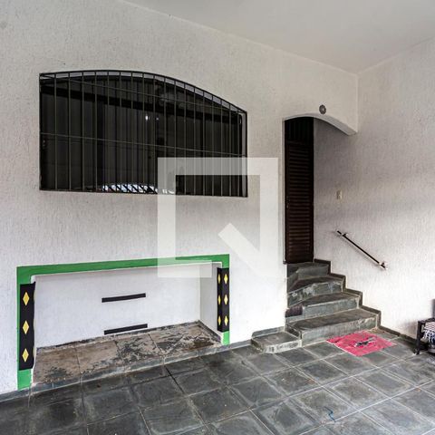 Casa à venda com 212m², 3 quartos e 2 vagas Casa à venda com 212m², 3 quartos e 2 vagasGaragem