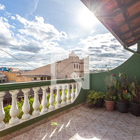Casa à venda com 212m², 3 quartos e 2 vagas Casa à venda com 212m², 3 quartos e 2 vagasVaranda da Suite
