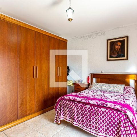 Casa à venda com 212m², 3 quartos e 2 vagas Casa à venda com 212m², 3 quartos e 2 vagasSuite