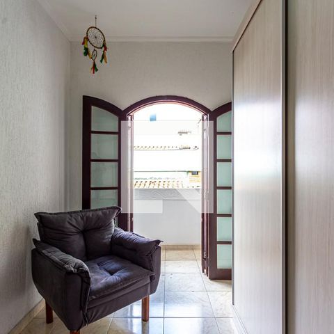 Casa à venda com 212m², 3 quartos e 2 vagas Casa à venda com 212m², 3 quartos e 2 vagasQuarto 2