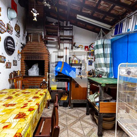 Casa à venda com 212m², 3 quartos e 2 vagas Casa à venda com 212m², 3 quartos e 2 vagasÁrea de Serviço e Espaço do Churrasco