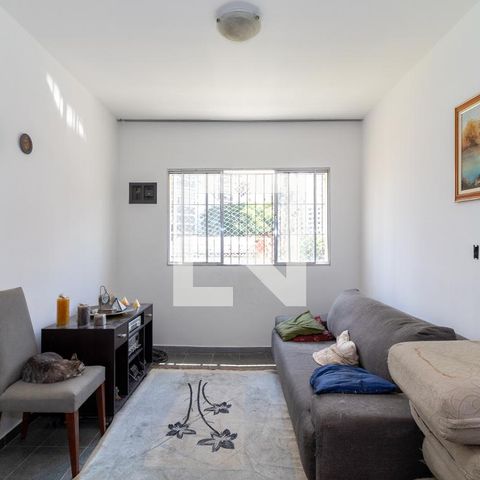 Casa à venda com 180m², 3 quartos e 2 vagas Casa à venda com 180m², 3 quartos e 2 vagasSala de Estar