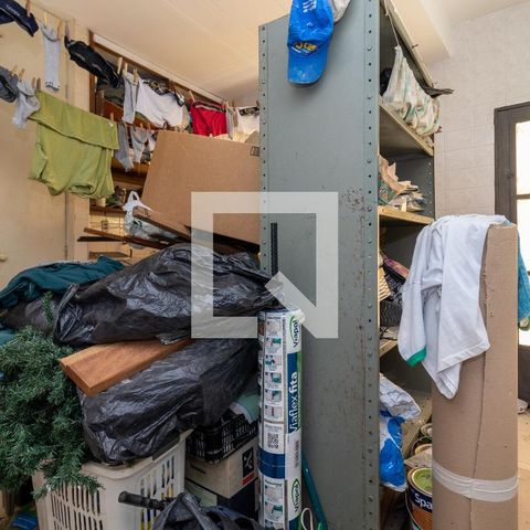 Casa à venda com 180m², 3 quartos e 2 vagas Casa à venda com 180m², 3 quartos e 2 vagasÁrea de Serviço