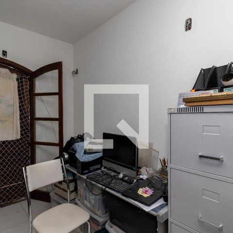 Casa à venda com 180m², 3 quartos e 2 vagas Casa à venda com 180m², 3 quartos e 2 vagasQuarto 3