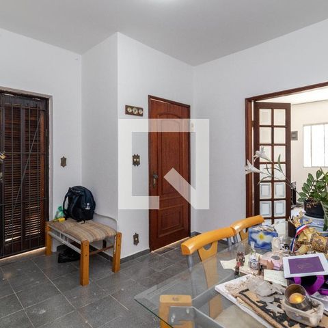 Casa à venda com 180m², 3 quartos e 2 vagas Casa à venda com 180m², 3 quartos e 2 vagasSala de Jantar
