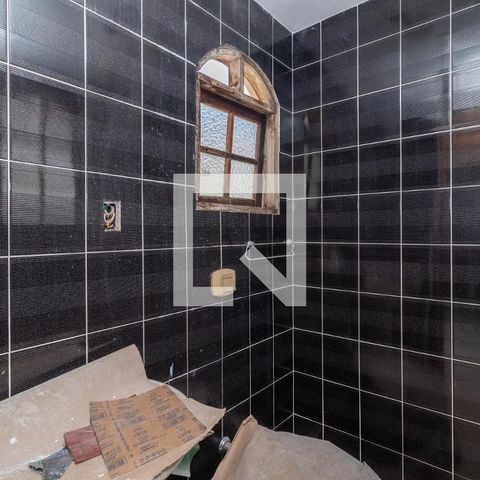 Casa à venda com 180m², 3 quartos e 2 vagas Casa à venda com 180m², 3 quartos e 2 vagasBanheiro da Suíte