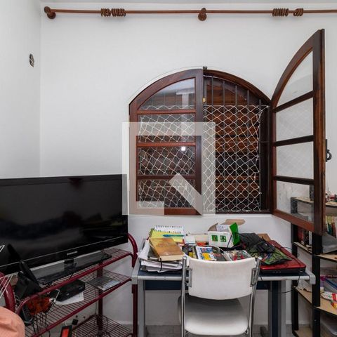 Casa à venda com 180m², 3 quartos e 2 vagas Casa à venda com 180m², 3 quartos e 2 vagasQuarto 2