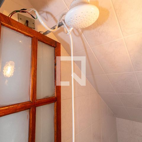 Casa à venda com 180m², 3 quartos e 2 vagas Casa à venda com 180m², 3 quartos e 2 vagasLavabo