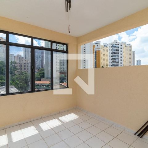 Casa à venda com 180m², 3 quartos e 2 vagas Casa à venda com 180m², 3 quartos e 2 vagasVaranda da Suíte